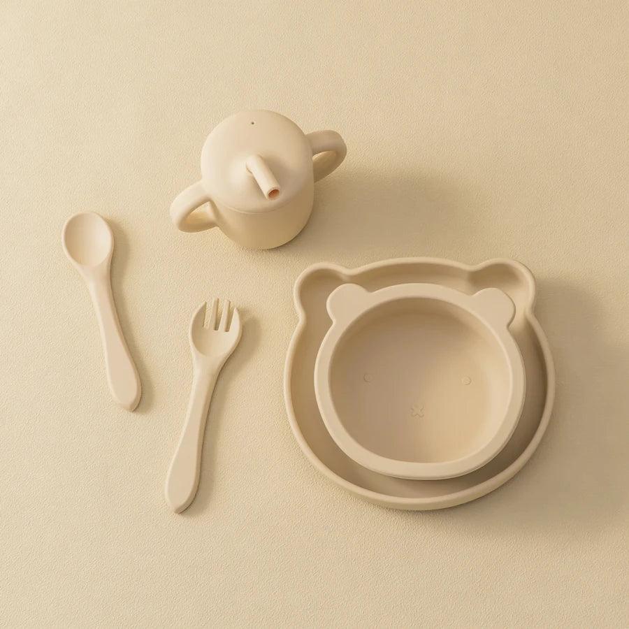 Complete silicone baby feeding set - plate, bowl, cup, spoon and fork