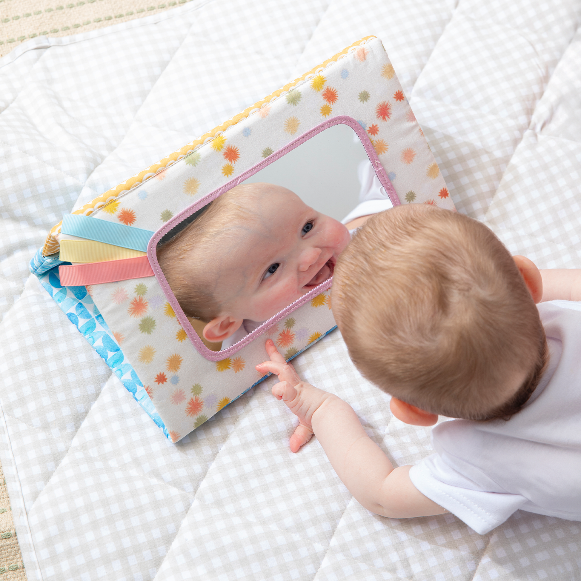 A peaceful moment featuring the Playground Box 1: Hello World (0-3M) as part of a mindful daily routine.